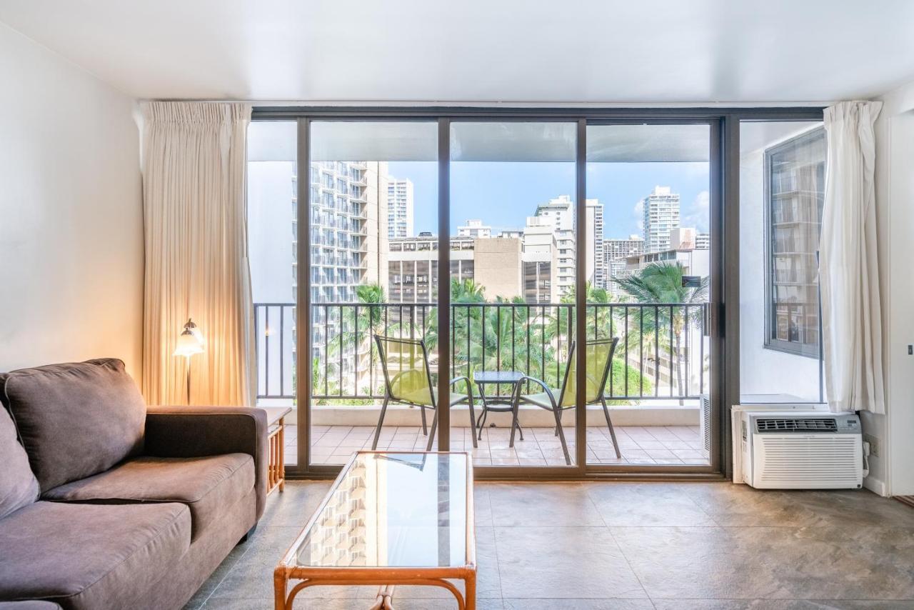 Light & Airy 8Th Floor Ocean View Condo With Lanai Condo ホノルル エクステリア 写真